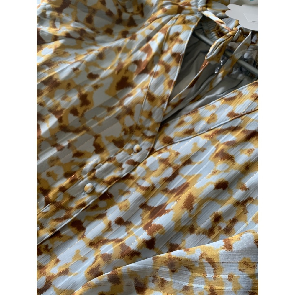 Dress - Picture 4 of 4